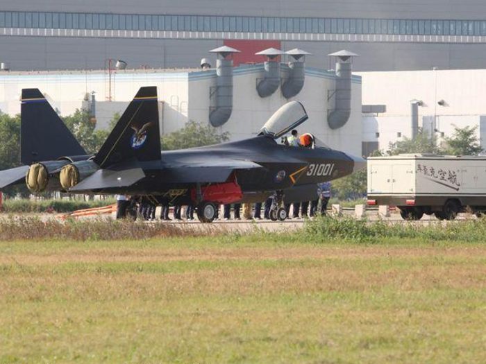 As for how the J-31 will be used? Chinese military analysts have said that it will probably replace the J-15 as Beijing