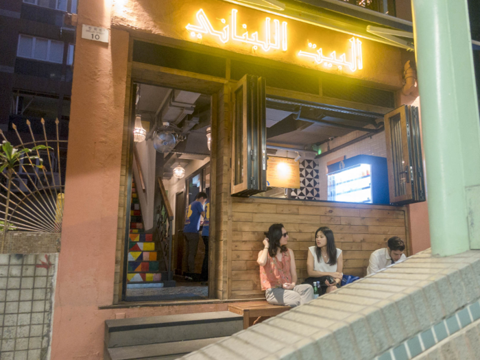 There are restaurants and bars along the 18 escalators, which run downhill in the mornings and uphill in the evenings.