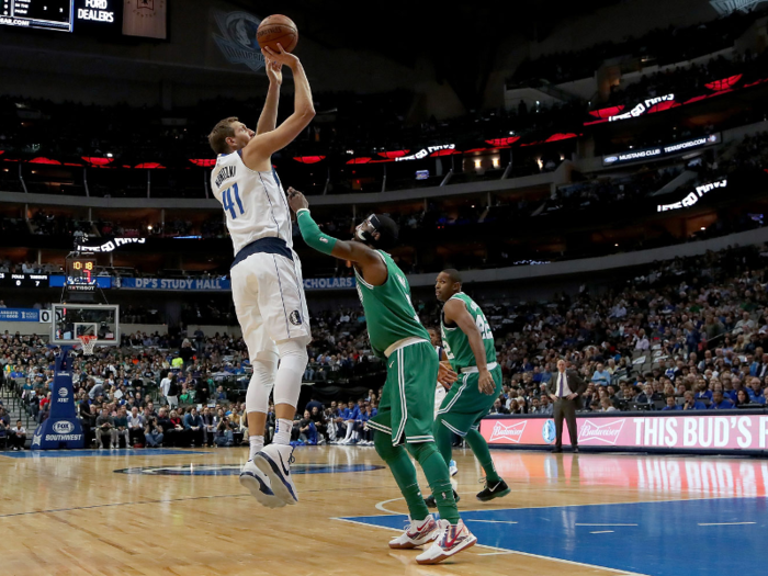 8. American Airlines Center - Dallas Mavericks