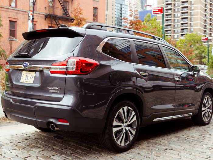 In the back, the Ascent features dual exhausts and a power liftgate. I