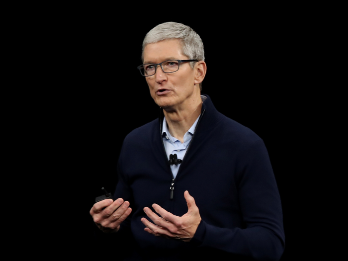 Tim Cook: "Our industry has lost a pioneer."