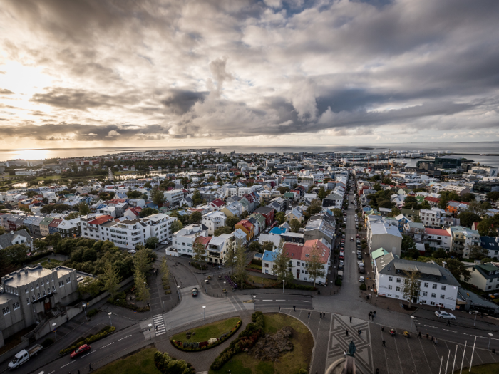 10. Iceland has universal healthcare, and very few citizens have private health insurance. Its healthy life expectancy is 71.5 years.