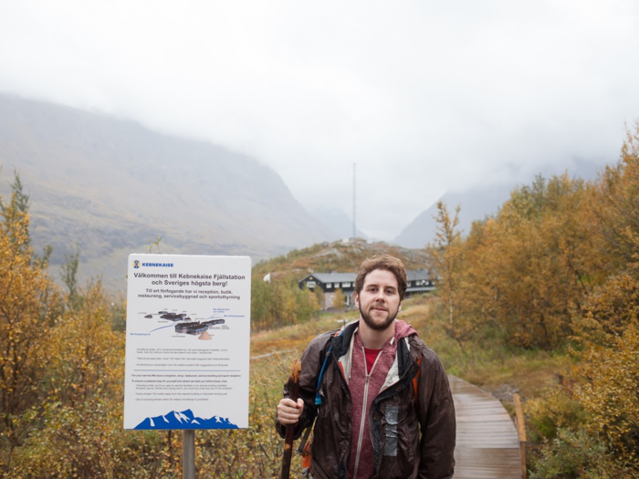 21. One would think a light jacket is sufficient for visiting anywhere in early September. Maybe not the Arctic Circle in Sweden. I learned that the hard way, when I had to turn back on a mountain hike because it was too cold. The Swedes, of course, were in parkas. Dress properly.