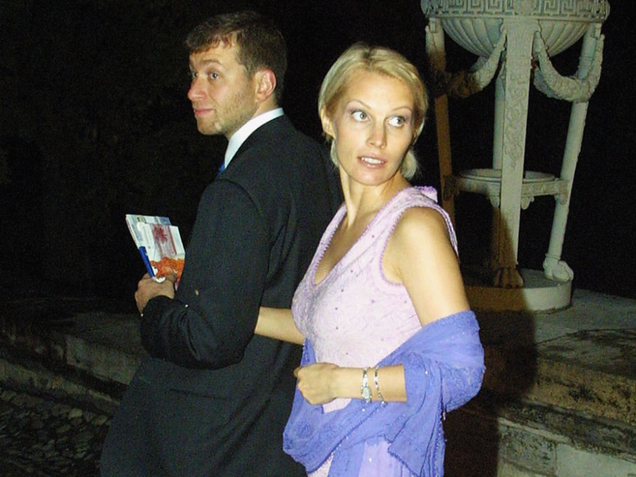 When the two were married in 1991, Abramovich hadn