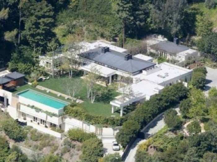 2008: Beverly Hills compound