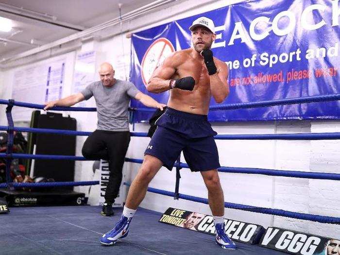 Billy Joe Saunders is a technically-gifted southpaw, with exceptional wins over David Lemieux, Andy Lee, and Chris Eubank Jr. His antics out of the ring — taunting a drug addict on video, testing positive for the banned substance oxilofrine (a stimulant), and watching on as his 7-year-old son punched his opponent in the crotch at a 2017 weigh-in — overshadow his talents, but he remains a formidable threat to Álvarez