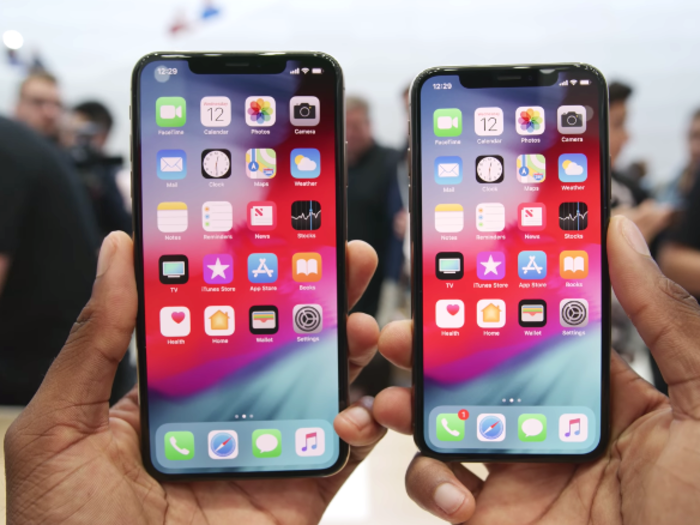 1. The iPhone XS is available in more sizes than the iPhone XR.