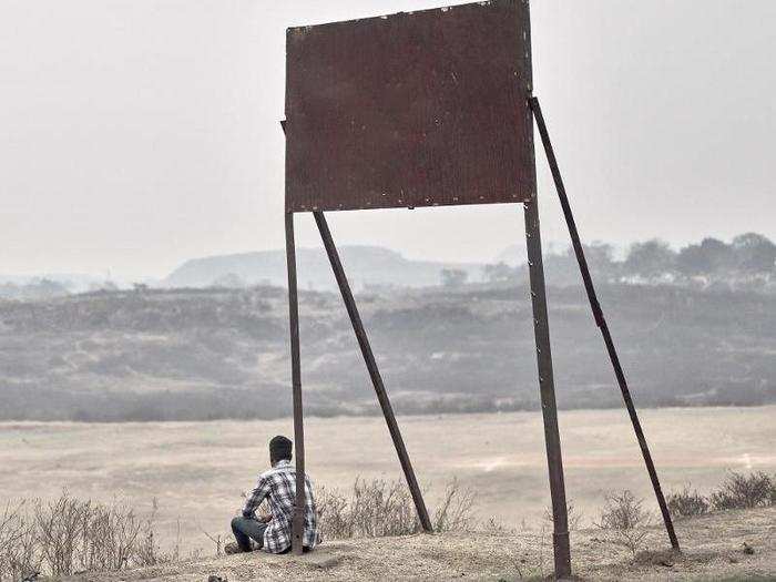 Sardi first visited the Jharia mines in 2011 and was shocked by the living conditions.