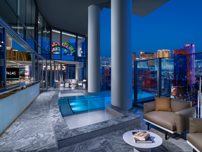 The villas sprawl over 8,500 square feet and feature a cantilever infinity pool with views over the Las Vegas strip. The residences also feature their own redwood cedar sauna, massage room, and fitness room.