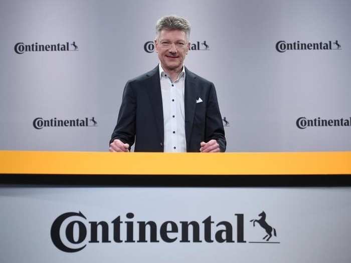 5. Elmar Degenhart, Continental