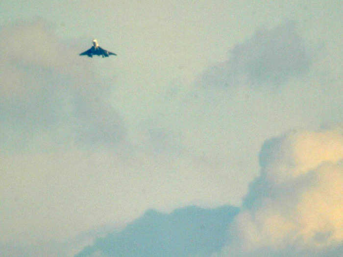 Over the skies of London, the flight out of New York joined up with two other Concordes. Together, the three supersonic jets celebrated the occasion by landing in succession at Heathrow Airport.