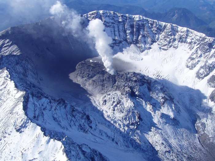 2: Mount St. Helens, Washington. Threat Score: 235. Aviation Threat: 59.