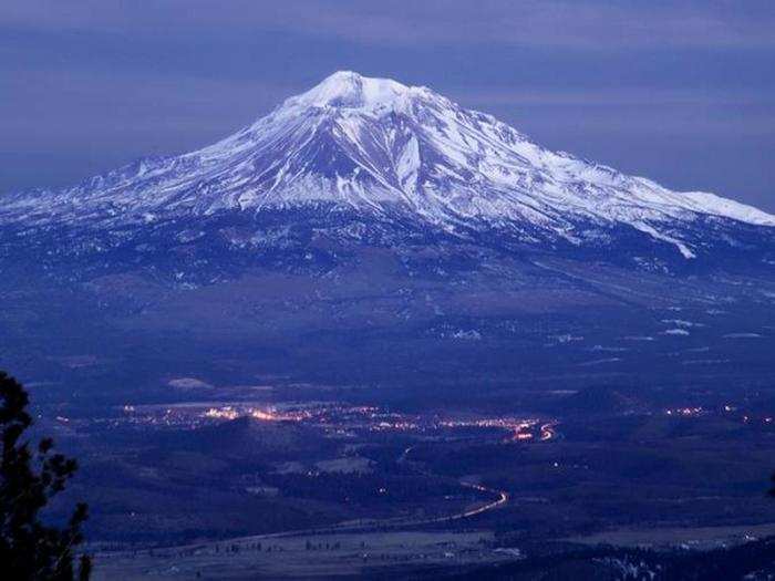 5: Mount Shasta, California. Threat Score: 178. Aviation Threat: 39.