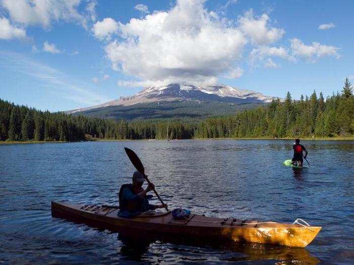 6: Mount Hood, Oregon. Threat Score: 178. Aviation Threat: 30.