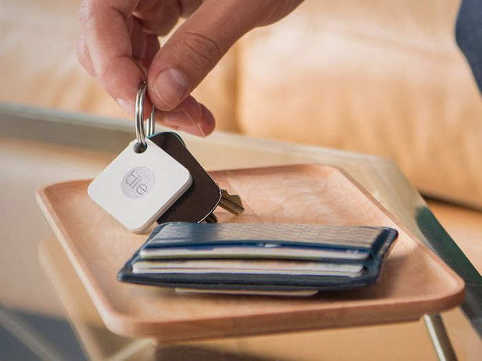 A tiny, convenient Bluetooth key tracker