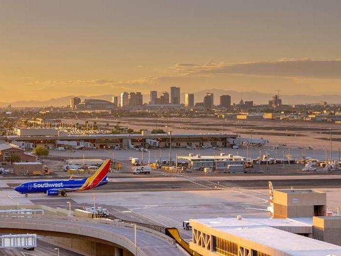 11. Phoenix Sky Harbor International Airport (Phoenix, Arizona):