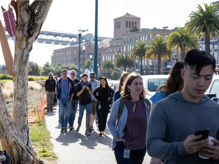 The sidewalks were flooded with Googlers.