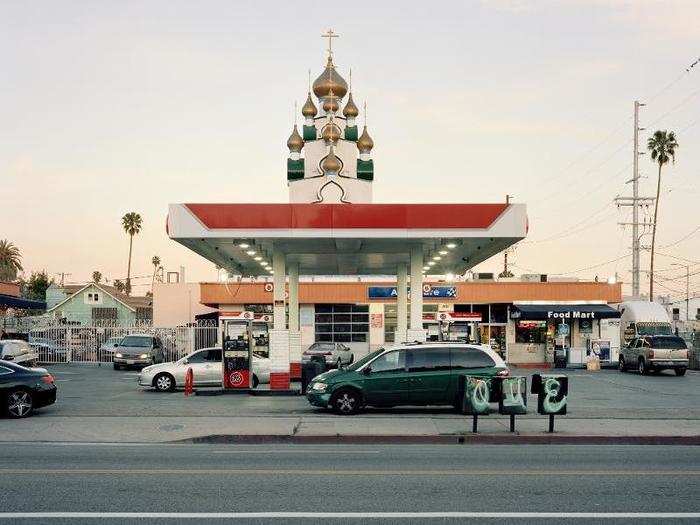 The IHS drastically changed day-to-day life in America. Prior, Americans traveled at slower speeds along roads lined with businesses and architecture specifically tailored to the region and town.