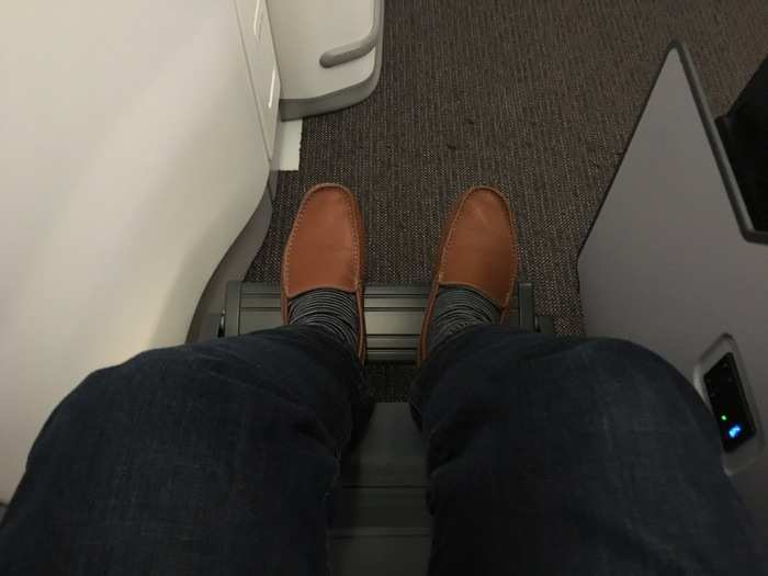 Overall, I found the seats to be spacious and comfortable. Although, a stretch break once every few hours is advisable.