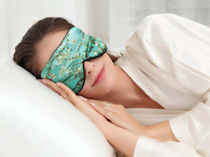 A silky smooth sleep mask