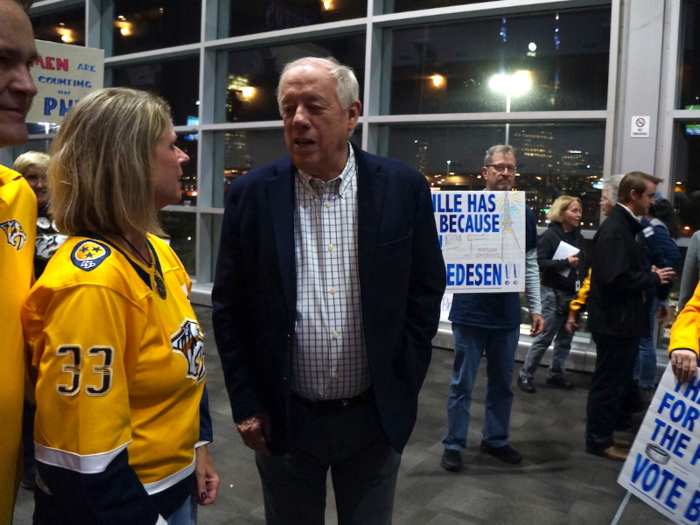 Tennessee: Republican Rep. Marsha Blackburn vs. Democratic former Gov. Phil Bredesen