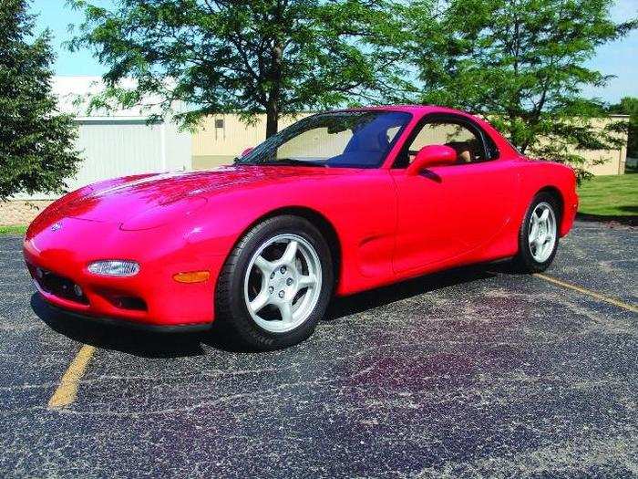 1995: Mazda RX-7 — A pure sports car, the RX-7 boasted a 1.3-liter twin-turbocharged rotary engine with 255 horsepower and 217 pound-feet of torque.