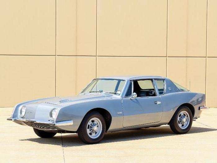 1962: Studebaker Avanti - A personal luxury coupe built between June 1962 and December 1963, the Studebaker Avanti saw fewer than 6,000 produced.