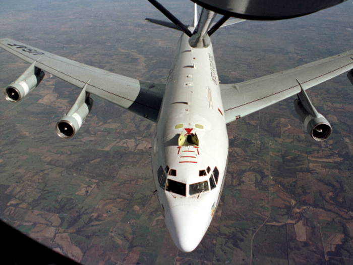 Two Chinese Su-30 fighter jets flies inverted over a US Air Force radiation detection plane over the East China Sea on May 17, 2017.