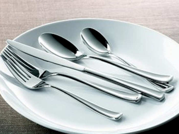 A silverware set