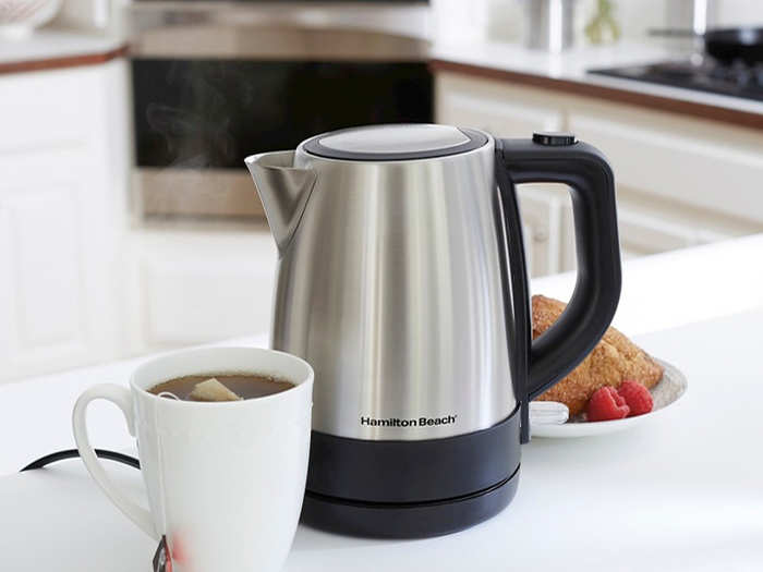 An electric kettle