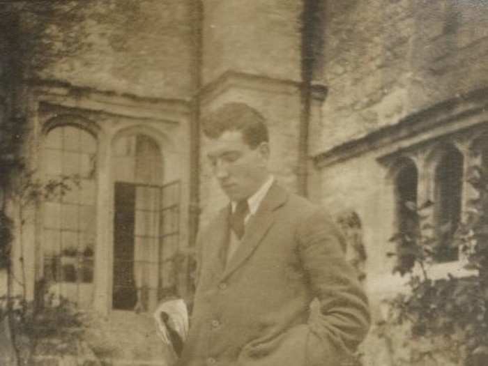 6. Robert Graves