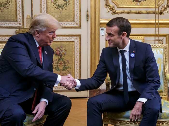 Once the press conference was finished, the two leaders shook hands.