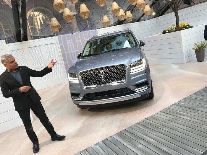 In 2017, Lincoln head Kumar Galhotra revealed the production vehicle in New York.