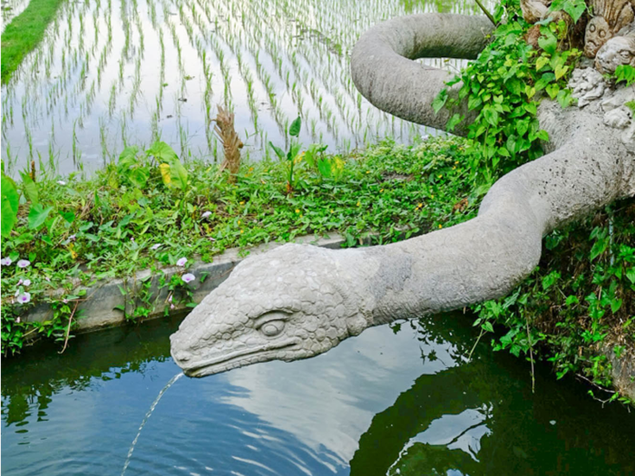 You can see manifestations of the philosophy all over the 30-acre grounds, which combine gorgeous nature such as rice paddies and a forest with temples and statues to the gods.