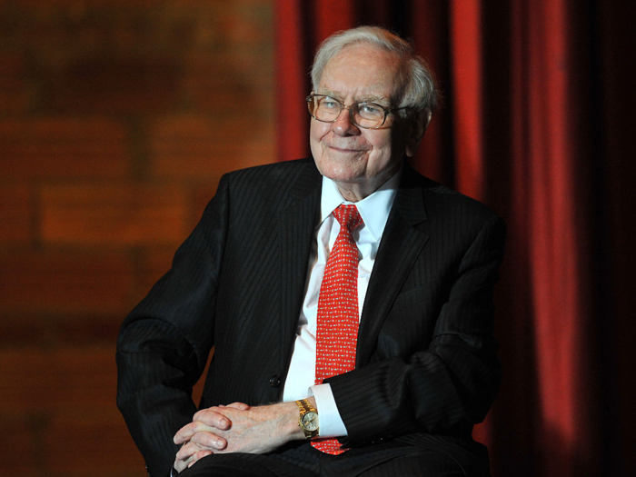 Warren Buffet made the three biggest donations in 2012.