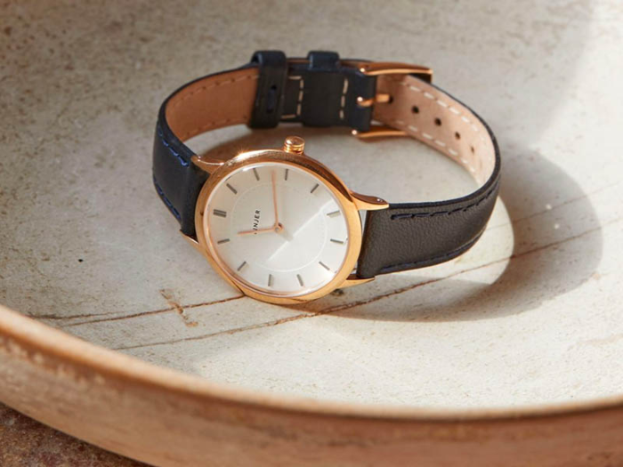 Linjer: Simple, versatile watches