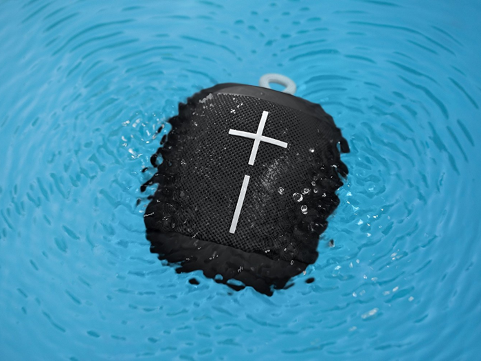 A highly portable waterproof Bluetooth speaker