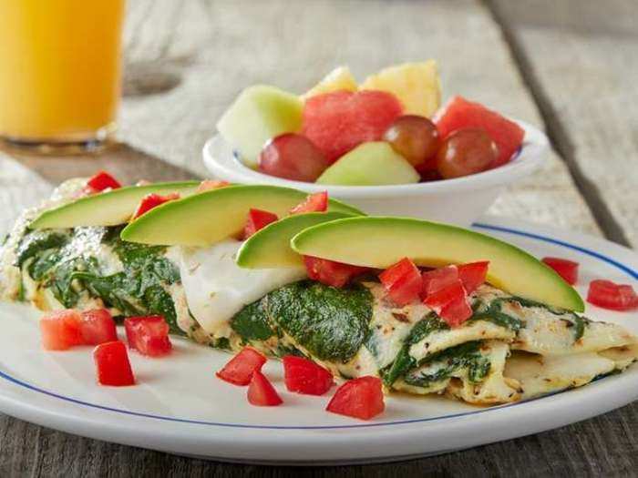 Egg white vegetable omelet (without fruit side) at IHOP