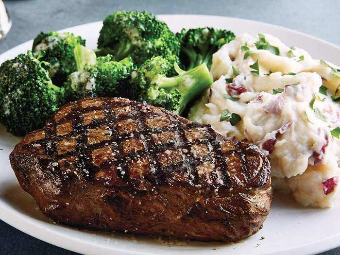 8 oz. USDA Select sirloin at Applebee’s