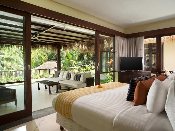 ... and reaching up to $6,200 for a night in the Hidden Palace with the top-level Indulgence Package.