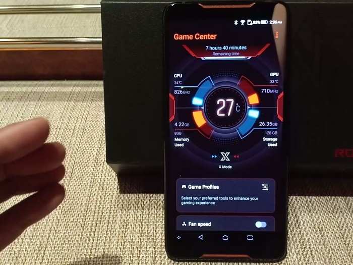 The phone’s ‘X Mode’ — that can also be called the gaming mode — enables the phone’s ‘Game Center’. The ‘Game Center’ allows users to customise game profiles, monitor phone performance and disable notifications while gaming.
