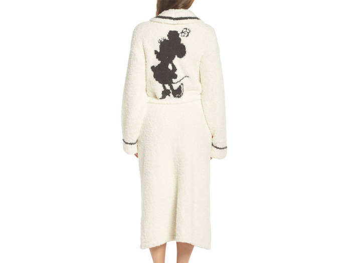 A cuddly and super soft bathrobe that isn