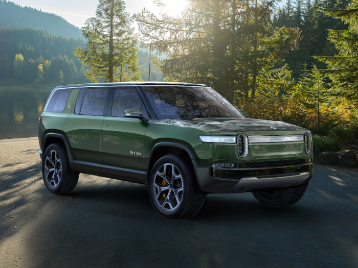 Rivian R1S