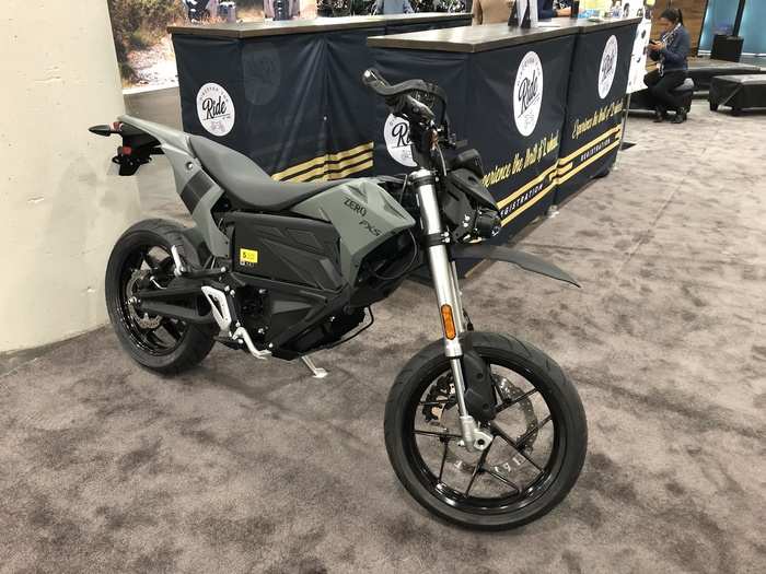 In order to pull this off both indoors and for inexperienced bikers who know not of clutches and gearshifts, Zero provided a fleet of electric bikes — no shifting, and no exhaust fumes!