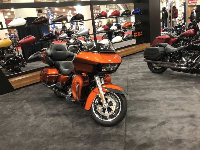 Another big cruiser, this time a Road Glide Ultra in orange.