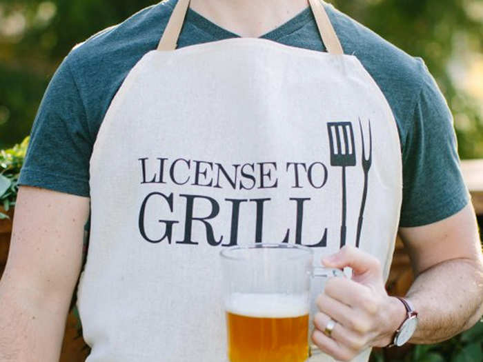 An apron for the grill master