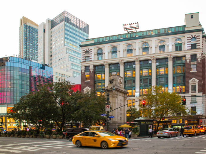 3. Garment District (Manhattan)