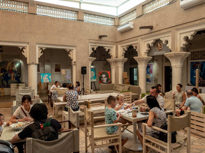 The liveliest part of the district is at the Al Serkal Cultural Foundation. Set in a traditional house built in 1925, it features a cafe in the center courtyard with small art galleries and boutiques in the surrounding rooms. It