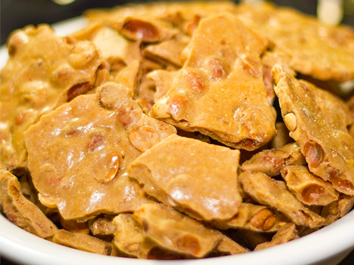 Sweet and salty peanut brittle