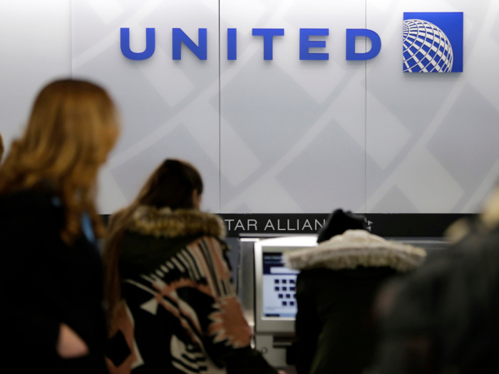 A puppy reportedly died in an overhead bin on a United Airlines flight (March)